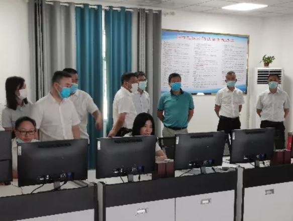 劉磊、占梁一行蒞臨貴溪長運(yùn) 指導(dǎo)國慶節(jié)前安全生產(chǎn)、疫情防控、資產(chǎn)盤活等工作