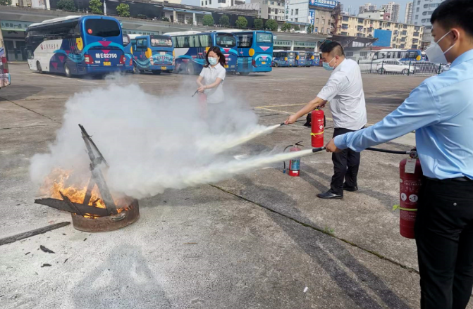 上饒汽運(yùn) 開展消防安全知識培訓(xùn)暨消防應(yīng)急演練