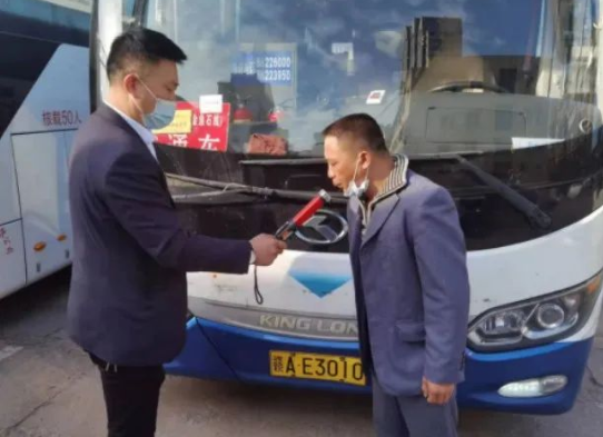 都市城際公交:安全檢查再“加碼” 守護平安春運