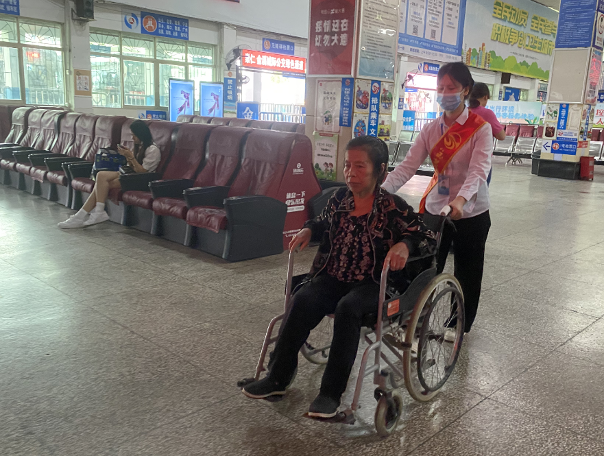 撫州長運(yùn):暖心服務(wù) 不期而至