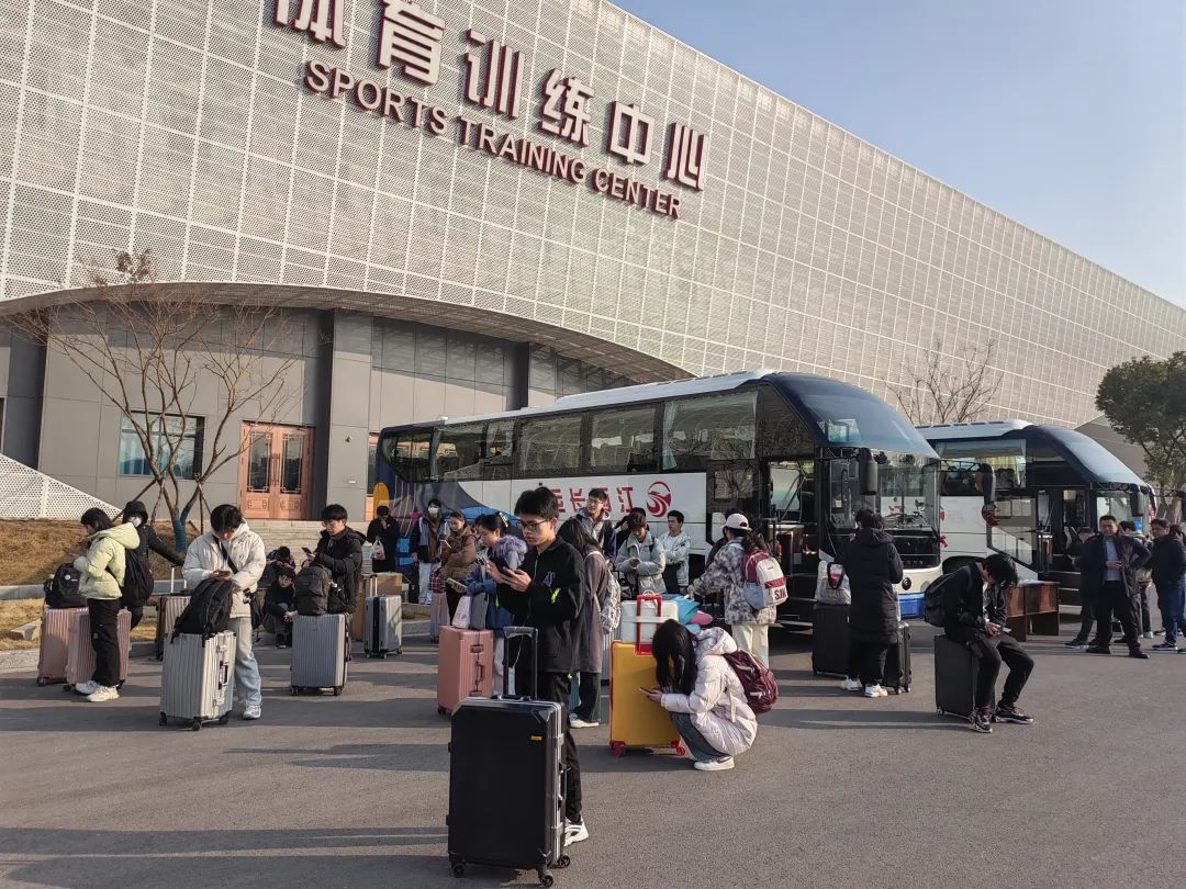 九江長運(yùn):校園直通車順利首發(fā)