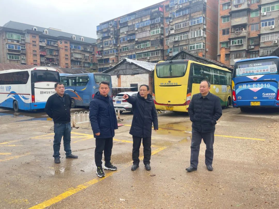 劉志堅一行督導(dǎo)長運物業(yè)、南昌長途汽車西站環(huán)境品質(zhì)大提升工作