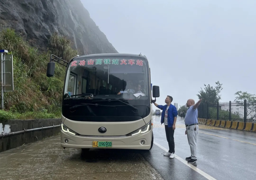 萍鄉(xiāng)長運(yùn):聞“汛”而動(dòng) 全力保障汛期生產(chǎn)安全