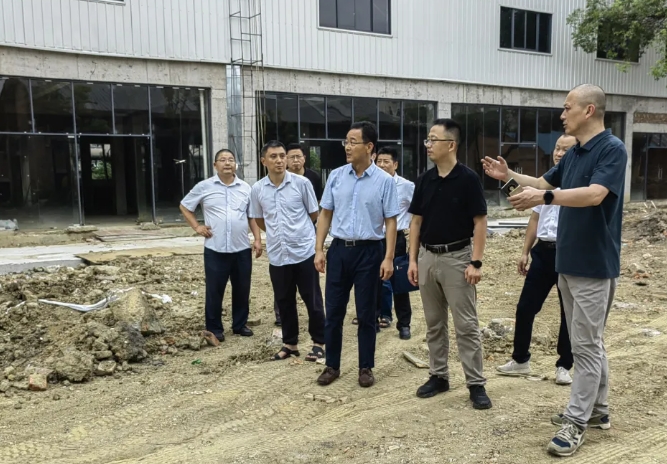 穆孫祥一行赴京山文化產業(yè)園區(qū)工地督導檢查